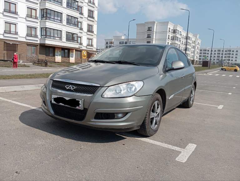 Продам чери м11, 2010 год выпуска, мотор, коробка, ходовка без нареканий, внешнее состояние на фото, родного пробега 110000,комплектация люкс, штрафов, запретов нет, переоформляется без проблем, подробнее по телефону, цена 480000,тел.79497190801 - фотография - 5