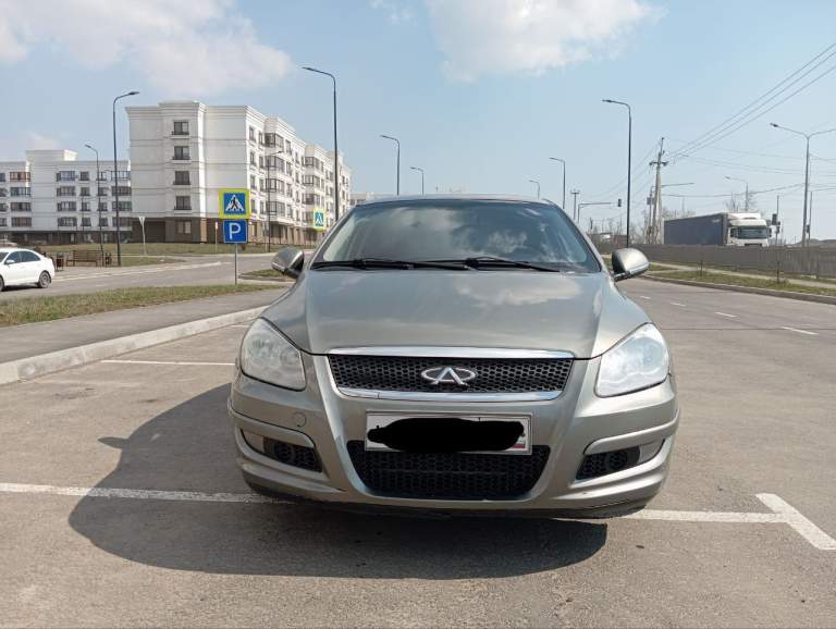 Продам чери м11, 2010 год выпуска, мотор, коробка, ходовка без нареканий, внешнее состояние на фото, родного пробега 110000,комплектация люкс, штрафов, запретов нет, переоформляется без проблем, подробнее по телефону, цена 480000,тел.79497190801 - фотография - 8