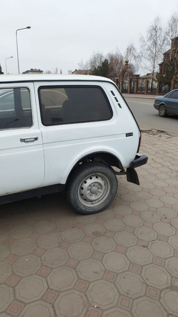 Продам авто в хорошем состоянии. Вложений никаких не требует, привода работают, машина на бодром ходу. Место осмотра донецкая обл г. Енакиево - фотография - 5