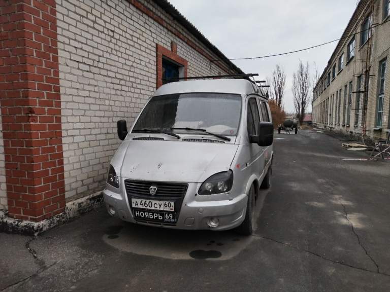Продам газ 2752 соболь-грузопассажир. Двигатель от тойоты 1jz ge 200 л/с, с акпп. Для этой машины идеальный вариант. Машина обслужена, вложено много средств. Установлена автономка, преобразователь 220 в. Сзади кровать, стол. Грузовой отсек обшит фанерой. Комплект зимней резины. Все интересующие вопросы по телефону. Находится в дебальцево. +79495025444,+79108488607 - фотография - 8