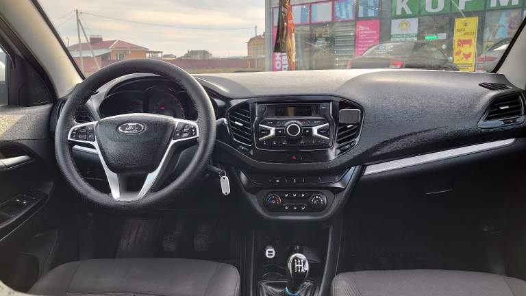 Продам lada vesta 2019 год комплектация comfort в хорошем состоянии. Кондиционер. Мультируль. Мультимедия. Подогрев сидений, стёкол. По документам полный порядок продажа от собственника. Номер для связи 8 961-830-10-43.. .
Цена : 850.000₽ торг уместен реальному покупателю. ..
Осмотр город зерноград ростовская область. Все вопросы по телефону. - фотография - 9