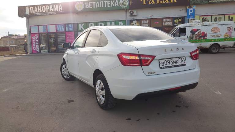 Продам lada vesta 2019 год комплектация comfort в хорошем состоянии. Кондиционер. Мультируль. Мультимедия. Подогрев сидений, стёкол. По документам полный порядок продажа от собственника. Номер для связи 8 961-830-10-43.. .
Цена : 850.000₽ торг уместен реальному покупателю. ..
Осмотр город зерноград ростовская область. Все вопросы по телефону. - фотография - 3