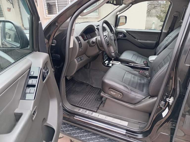 Продам ниссан патфайндер 2008 года выпуска, 2,5 дизель автомат, состояние отличное, от хозяина, цена 1,9 рублей +79591579661 - фотография - 6