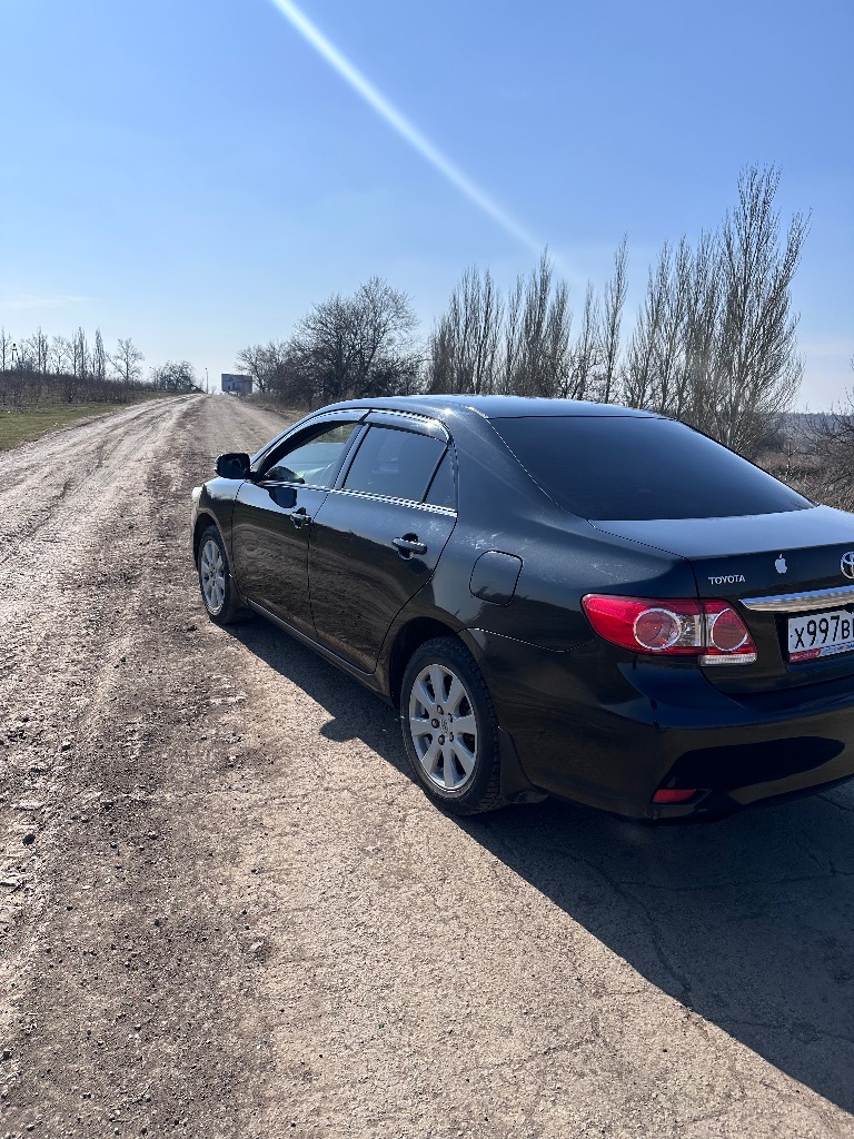 Toyota corolla 2012,в кузове е150 рестайлинг в хорошем состоянии влажений не требует слова совсем на 222000 была полная замена масел и жидкостей. Салон автомобиля как новый не затертый, коробка шести ступка, мотор резвый масло не берет не капли. В солоне тихо комфортно, кондиционер работает, автоскладывание зеркал подогрев передних сидений все работает. Два комплекта резины. На все недостатки которые вы найдете будет торг. Цена 1.мл50тыс
Тел:+79493938457 - фотография - 2