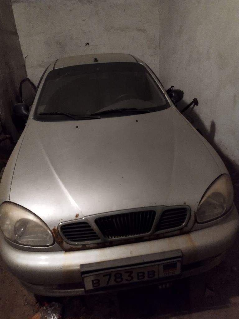 Продам ланос 2007г двигатель 1.5.пробег 214000. Требует кузовных работ. Также есть 4 двери с эл. Подьемниками в хорошем состоянии и левое крыло. Стоимость авто 100000₽ тел. +79493562927 - фотография - 1