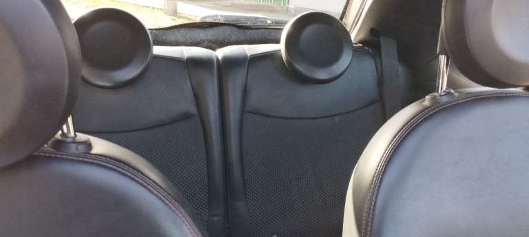 Продам fiat e500
2013 Г. В. (111 л. С /82 квт) хеч-бек, количество дверей 3, количество посадочных мест 4. Привод передний, коробка автомат. Двигатель електро, запас хода на одной зарядке 140 км летом, зимой 100 км. Емкость аккумулятора 24 в. Заряжается от обычной розетки 4-6 часов.
Пробег 68 000 км. Автомобиль в хорошем состоянии. Американец с теплого штата. Двигатель коробка без нареканий, ходовка не стучит. 2 хозяина. Отдаю зимнюю резину с железными дисками в подарок. 2 ключа.
Комплектация: подогрев зеркал, стекла заднего вида, передних сидений; круиз-контроль; кондиционер; люк; датчики колес; парктроник; бортовой компьютер; легкосплавные диски (оригинал); авс.
Машина находится в мариуполе. Цена 1 000 000,00 руб. Тел. +7949 707 84 83 александр, +79497078482 елена. - фотография - 3