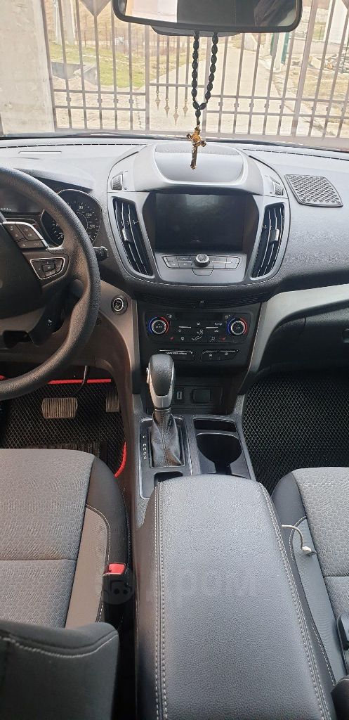 Продаю отличный автомобиль, ford escape. На полном интилектуальном приводе с высоким клиренсом. В автомобиле есть все необходимое для комфортной езды:
Делать ничего не нужно, рулевая обслужена, на гарантии! Новый аккумулятор, новая летняя резина!
Двигатель бензин, 1.5 л
Мощность 179 л. С. , налог
Коробка передач акпп
Привод 4wd
Цвет красный
Пробег 70 000 км
Руль левый
Поколение 3 поколение, рестайлинг
Комплектация 1.5 at 4wd sel
Российский учёт
Цена 2300000 ₽
+79595421728 - фотография - 10