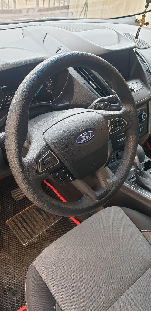Продаю отличный автомобиль, ford escape. На полном интилектуальном приводе с высоким клиренсом. В автомобиле есть все необходимое для комфортной езды:
Делать ничего не нужно, рулевая обслужена, на гарантии! Новый аккумулятор, новая летняя резина!
Двигатель бензин, 1.5 л
Мощность 179 л. С. , налог
Коробка передач акпп
Привод 4wd
Цвет красный
Пробег 70 000 км
Руль левый
Поколение 3 поколение, рестайлинг
Комплектация 1.5 at 4wd sel
Российский учёт
Цена 2300000 ₽
+79595421728 - фотография - 2