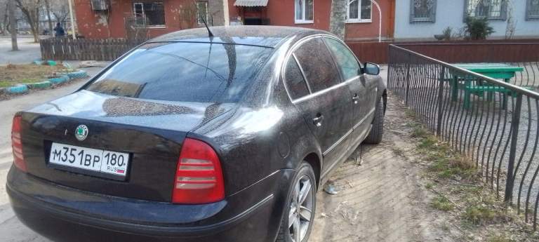 Продам шкоду супер б 2005 год 1.8 турбо автомат все работает как надо учёт 180 я хозяин +79495278724 750000 - фотография - 4