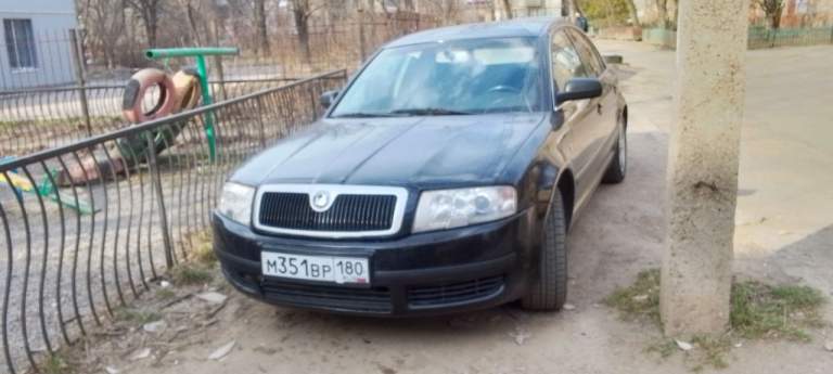 Продам шкоду супер б 2005 год 1.8 турбо автомат все работает как надо учёт 180 я хозяин +79495278724 750000 - фотография - 1