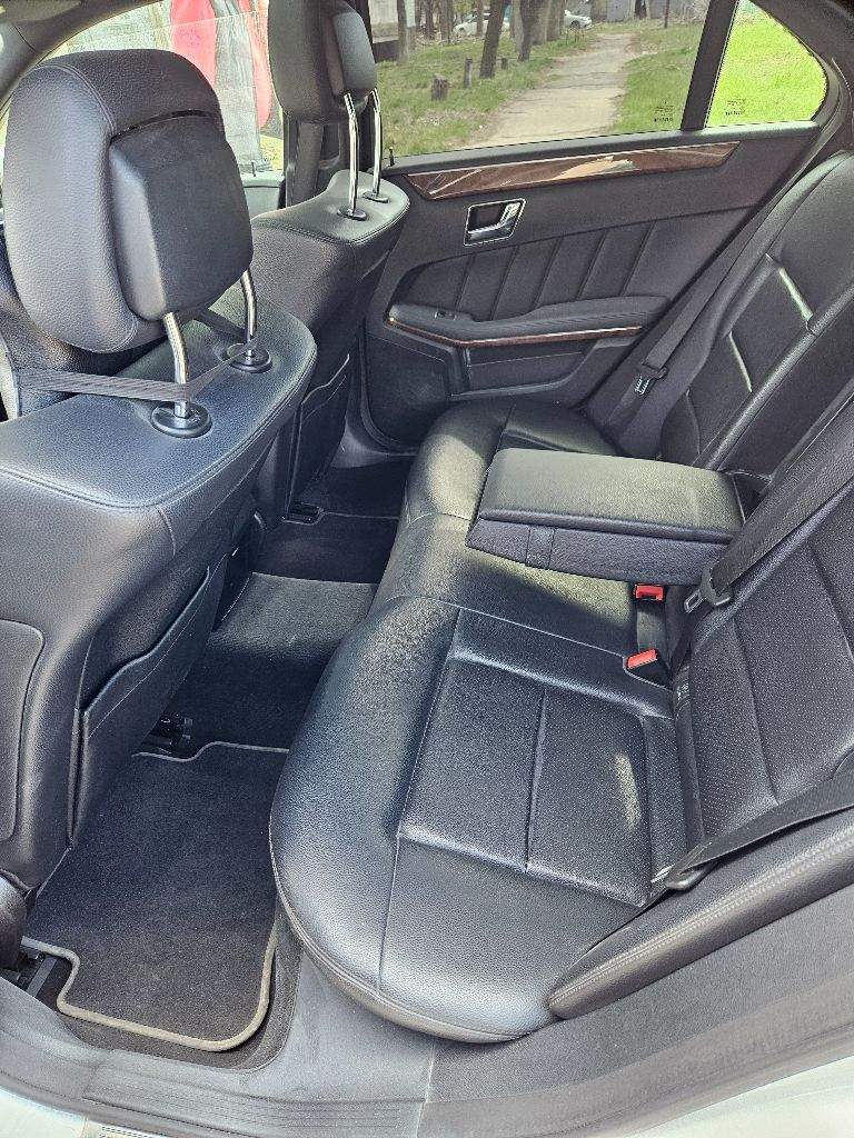 Продам! Mercedes w212. 2011 г. Выпуска e350 4matik. 272 л. С. Пробег 211.000 тыс.
Авто в хорошем состоянии, была замена цепей, натяжителей, успокоителей, свечей. Ошибок нет. Отдам в добавок два воздушных фильтра, фильтр коробки передач, ориг. Решотку радиатора.
Цена 1.700.000 или обмен на паркетник, возможна доплата. +79494995273 - фотография - 7