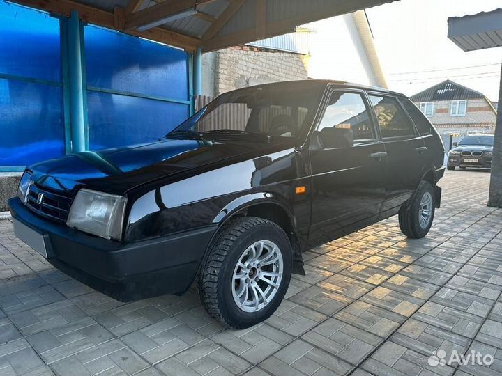 Продам лада, 2109.,1;5.. .2000.год выпуска. .состояние отличное. .новая резина, ,ходовка всё новое, сидения с ауди. ... Отличное. ..250000 руб. . Телефон. ..+79496259545.. Г. Докучаевск. . - фотография - 4