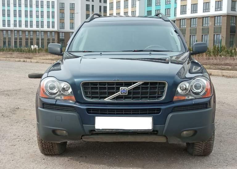 Volvo xc 90 2003 года
Полностью обслужена.
Зимняя резина + летняя в подарок
Автомобиль в отличном внешнем и техническом состоянии!
Полный привод!!!
Хорошее газовое оборудование евро 4.
Без дтп.
Заменены стойки.
Двигатель обслужен: заменен комплект грм, ролики, помпа, свечи, масло, все фильтра, а также сальники коленвала и распредвалов.
Новое масло в акпп и раздатке.
Перебирались суппорта и заменены все колодки.
Установлены линзы и ксенон, свет великолепный.
Ухоженный кожаный салон.
На самом деле, заменено было многое, делалось для себя!
Все болячки по кузову устранены!
Бензиновый двигатель 2,9 л. , мощностью 272 л. С.
Хорошая комплектация с кожаным салоном, круиз-контролем, климат-контролем, электроприводом и памятью настроек водительского кресла, обогревом передних кресел, электроприводом обогревом  и камерой заднего вида и тд.
Г. Горловка
📱 +79495000159
1🍋250 - фотография - 6