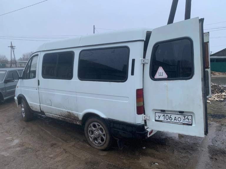Соболь технически в исправном состоянии двс 406 инжекторный не дымит не коптит. Музыкахороший салон. 380.000 новые литые диски новая резина. Новый передний бампер. +79496391463 - фотография - 2