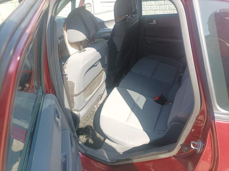 Продаю mitsubishi colt 2004 г. В. Состояние отличное. Двигатель 1.5, механика, кондиционер работает отлично. Ходовка перебрана вся, двигатель масло не ест совсем. Пробег 200000. Цена 700000 руб. +79493465290 - фотография - 7