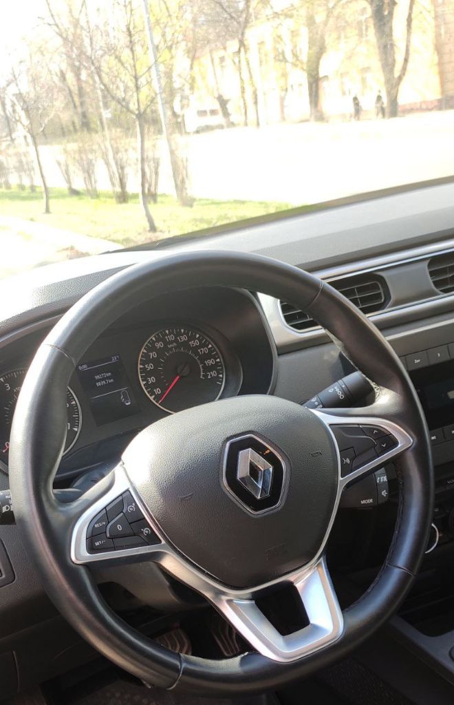 Продам кроссовер renault arkana tce 2019 г. Вариатор (cvt) 1.3 л, турбо, 150 л. С. Передний привод. Бензин.
Пробег: 100 000 км
Дополнительная информация:
Стильный внешний вид, просторный салон, багажник 508 л, бесключевой доступ, led-оптика, 17 литые диски (215/60/17). Динамичная и быстрая езда в удовольствие, надёжность. Расход по городу 8.8 л/100 км, по трассе 6.1 л/100 км. Два хозяина. Без дтп. В отличном состоянии.
В подарок зимняя шипованая резина.
Авто в донецке днр
+79497414294
Цена: 2 100 000 руб.
Дмитрий - фотография - 10