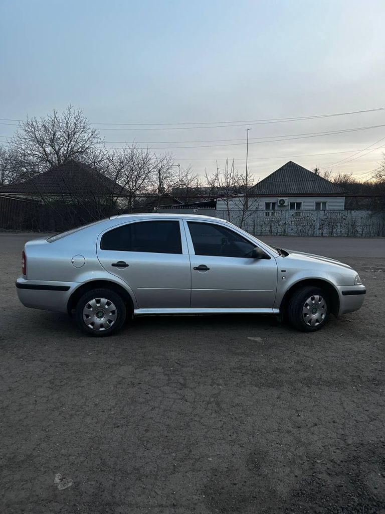 Продам skoda oktavia.
2003Г. После дтд.
2 Владельца.
Двигатель 1.6, 75 л. С (55 квт)
Ходовая, двигатель полностью исправны. Пробег 240 тыс. Выполнялись все то по плану. Цена 380 тыс. Тел 7949 334 17 40 - фотография - 3