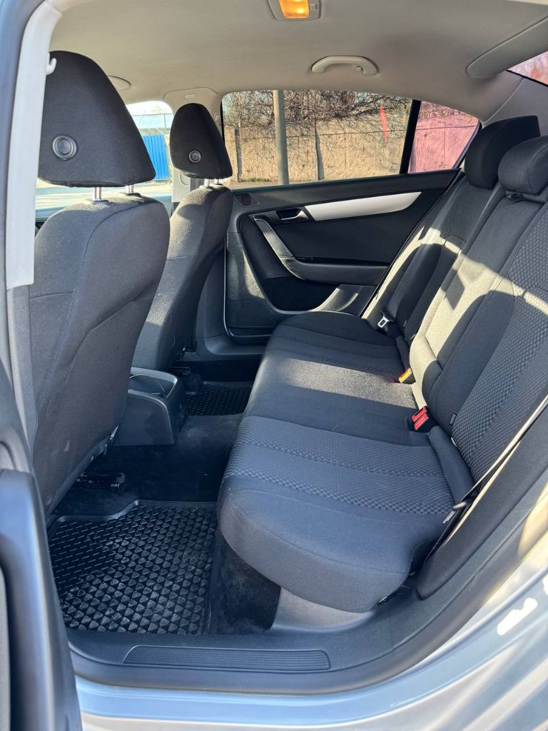 Продам vw passat b7 2012 г. Европейка
Мотор:1.4 tfsi
Коробка: dsg
Пробег: 167 000
Номер: +79493753906
Цена: 1 400 000(торг у капота)
Город макеевка
Авто в шикарном состоянии. Недавно была замена цепи, коробка и двигатель обслужена полностью, технически исправна полностью, вложений не требует. Мульти-руль, климат-контроль исправен. Электро-ручник и авто-холд исправен. Кузов был отполирован. У машины 2 хозяина по птс(оригинал). По автотеке машина с 2013 по 2022 года обслуживалась у официального дилера в москве. Остальные вопросы по телефону. - фотография - 5