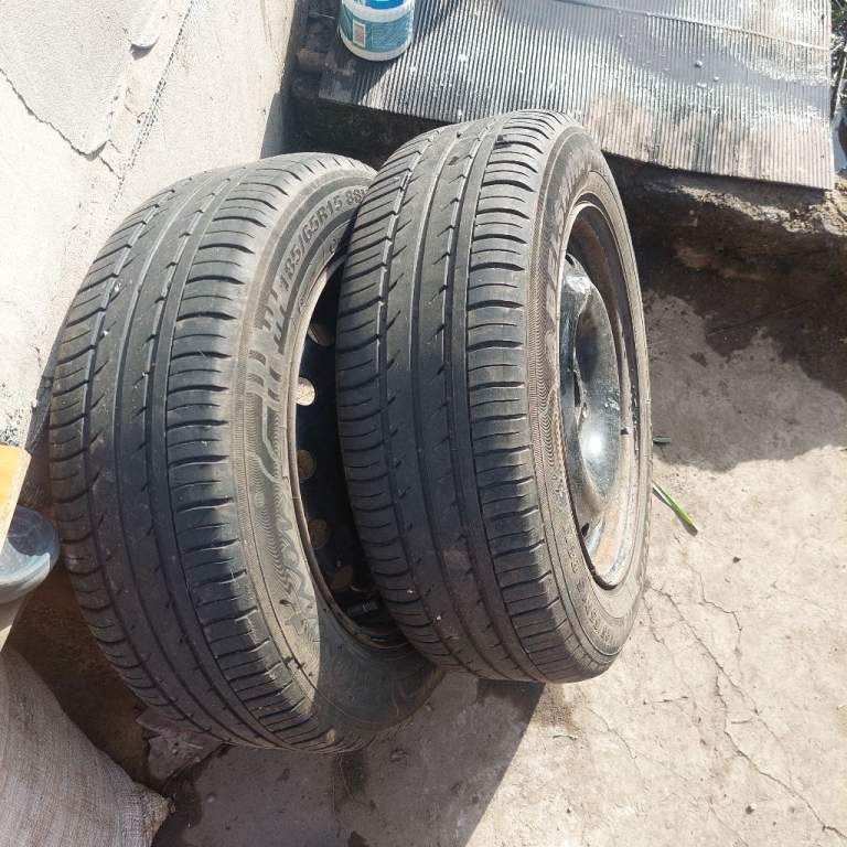 Продам шины 4шт. С дисками 114×4×15.лачети.195×65×15.. +79495708173..12.000р - фотография - 1