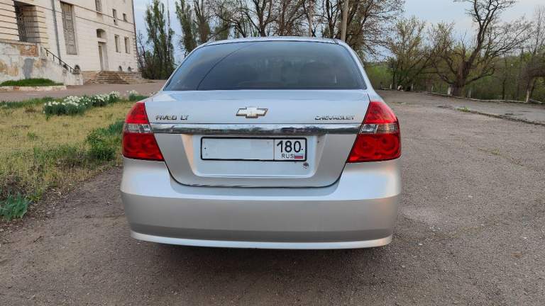 Продам автомобиль chevrolet aveo t250 ( шевроле авео) год выпуска 2008, двигатель f16d3 1.6, механическая кпп, топливо бензин. По комплектации: гидроусилитель руля, кондиционер (исправен), abs, электрические зеркала с подогревом, подогрев передних сидений, передние стеклоподъёмники, магнитола sony. Пробег 173 т. Км. Масло от замены до замены не расходуется. Авто на рф учёте, я владелец по птс, владею с 2011 года. За всё время ни одного дтп. Авто полностью в заводском окрасе. Продаю с 2-мя комплектами шин на дисках, лето kumho kh-11 185/60/r14 на легкосплавных дисках остаток протектора 60%, зима шипованная nokian nordman 5 185/60/r14 на родных штампованных дисках остаток 50%. В 2023 году в профилактических целях выполнена антикоррозионная обработка днища авто и скрытых полостей. В фарах установлены 3.0 дюймовые биксеноновые линзы. Салон чистый не прокуренный.
Масло заменено на пробеге 172т. К. М
Большой ремонт передней подвески с заменой амортизаторов и замена комплекта грм выполнены в июне 2021 на пробеге 149 т. Км.
Комплект сцепления заменена на valeo в апреле 2019 на пробеге 129 т. Км.
Цена 650 тыс. Руб. Г. Донецк, тел. +79494385535 - фотография - 14