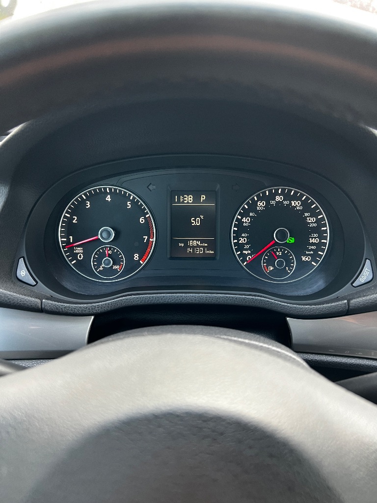 Volkswagen passat b7 usa 🇺🇸
Год: 2012
Мотор: 2.5
Коробка: автомат (aisin) 6 ст.
Пробег: 225 т. Км
Учет рф. Я владелец.
Самый надежный тандем мотора и коробки.
Автомобиль в отличном состоянии. Ходовая вся целая, ничего не гремит и не стучит. Мотор в идеале, коробка тоже. Салон чистый и ухоженный. Хорошая комплектация: кожаный салон, обогрев сидений, заднего стекла и зеркал, эл. Регулировка сидений, эл. Регулировка зеркал, сенсорный экран, блютуз, громкая связь, мультируль, датчик света, датчик дождя, датчик давления в шинах, круиз контроль, 4 стеклоподьемника, 2-х зонный климат, abs, esp, tcs и т. Д. Спереди автомобиля и на порогах наклеена бронепленка.
Диски r 17 на летней резине, диски r16 на зимней резине (практически новая). Два комплекта ковриков. Два ключа.
Vin по запросу.
Цена: 1.42🍋. Торг. Обмен не интересует.
Г. Харцызск
Тел. + 7 949 531 25 45

Остальные вопросы пишите в лс. - фотография - 7