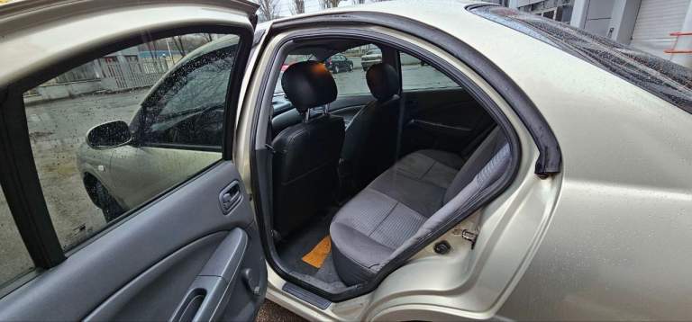 Продам nissan almera classic
2007 Г. В 1.6 мкпп
Гбо в тп вписан
Не гнилая не ржавая кузов хорош
Из нюансов треснутый бампер зад перед
Машиной владею 4 года - фотография - 7