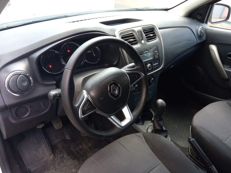 Продам renault logan 2 1.6 мт 2020 г. В. Рестайлинг ( в эксплуатации с 01.10.2020г). Пробег родной 74000. Юридически чистый. 1 владелец по птс, электронный птс, 2 комплекта ключей, 2 комплекта резины. Двигатель коробка на отлично, все работает исправно. Стекла все родные. Комплектация: кондиционер, передние стеклоподъемники, гур, abs, дхо, отличная штатная магнитола с управлением под рулевыми переключателями. Осмотр макеевка. Цена 945000 тыс. Торг приветствуется! +79494108605 - фотография - 5