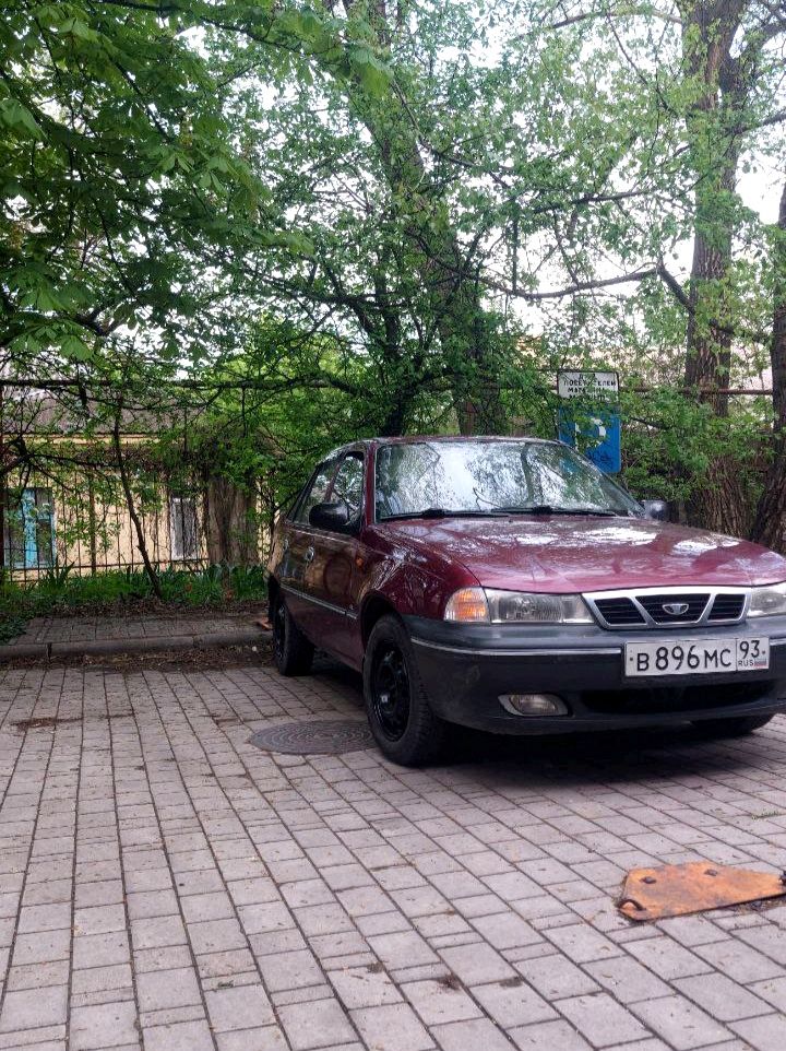 Продам daewoo nexia 2008,1.6
Кузов в родном окрасе, без гнили на дне, но есть коррозия на порогах. Мотор после капитального ремонта, не расходует масло и не дымит. Коробка переключается плавно. Ходовая полностью обслужена. Кондиционера нет. Юридически чистый автомобиль, сигнализация, свежая резина, готов к переоформлению.
Цена: 230 т. Р + торг
По всем вопросам +79494038671 - фотография - 1