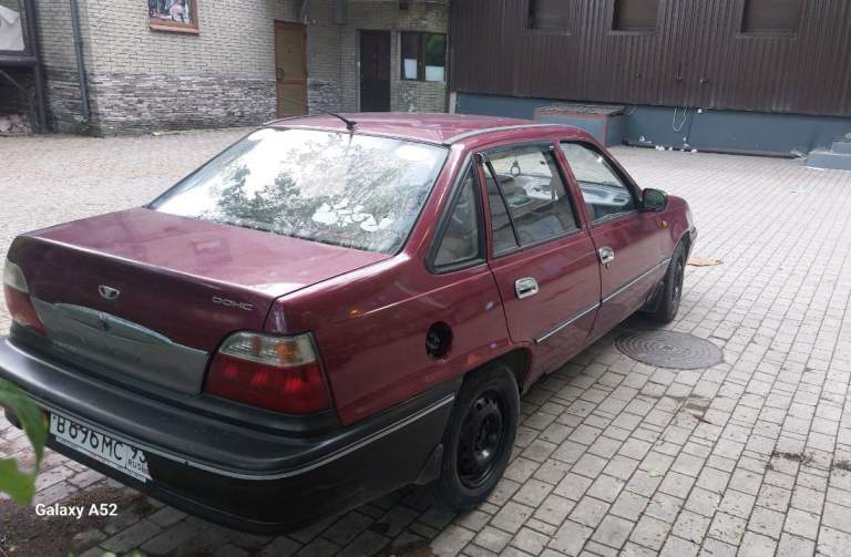 Продам daewoo nexia 2008,1.6
Кузов в родном окрасе, без гнили на дне, но есть коррозия на порогах. Мотор после капитального ремонта, не расходует масло и не дымит. Коробка переключается плавно. Ходовая полностью обслужена. Кондиционера нет. Юридически чистый автомобиль, сигнализация, свежая резина, готов к переоформлению.
Цена: 230 т. Р + торг
По всем вопросам +79494038671 - фотография - 2