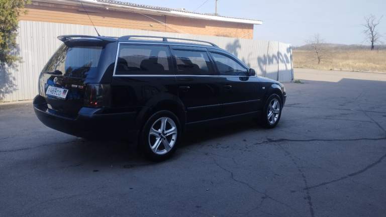 Продам passat b5+ 1.9tdi 150 л. С. Мкпп. 2002г. Пробег 350т. Км. (оригинал!) машиной владею 5 лет. За это время много чего сделано, переделано и доработано. Из глобального: гильзовка колодцев насос-форсунок, лифт подвески, новые брендовые тормоза с перфорацией по кругу (два месяца назад), чип-тюнинг stage-1 150 л. С. Головной свет - билед модули aozoom a7 new 2023 bi-led laser, 90w/100w (ярче только днём) + навые стёкла, перетяжка дверных карт (кожа), пересвет приборки и климата в ауди-стиль и много всяких мелочей. Есть история обслуживания за 5 лет. Машина постоянно в отличном техническом состоянии т. К. Я сам автомеханик. Кузов в родной краске поэтому естественно имеются небольшие сколы и царапинки. Диски r17 (оригинал). Два комплекта резины (оба практически новые). Комплектация достойная, нет только люка, кож. Салона и эл. Регулировки сиденья. Цена 800 т. Р. Тел. +79493168128 звонить после 18,00 - фотография - 4