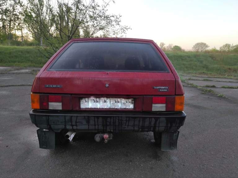 Продам ваз 2108.1986 года выпуска. Двигатель 1.3 бензин/газ.
Автомобиль в хорошем состоянии. Гаражного хранения автомобиль полностью обслужен никаких вложений не требует. Мотор не дымит масло не расходует. Ходовка в полном порядке. По кузову нареканий нет пороги и стаканы целые. Салон чистый и опрятный в машине не курили. Цена данного автомобиля 150000р. Все остальные вопросы по телефону +79496378871 г макеевка - фотография - 2