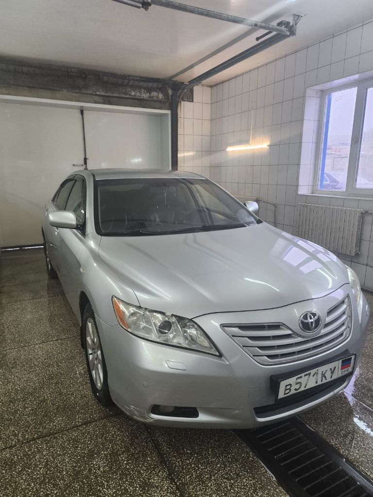 Toyota camry 40 2,4l (2007) - европейка.
В машине есть всё.
Кожаный салон.
Климат контроль 2-х зонный.
Круиз контроль.
Парктроники.
Датчики света и дождя.
Мультимедиа.
Машина не бита, проверка на любом сто
Цена 1 196 000 р, торг у машины
Fenix 333 60 98 - фотография - 8