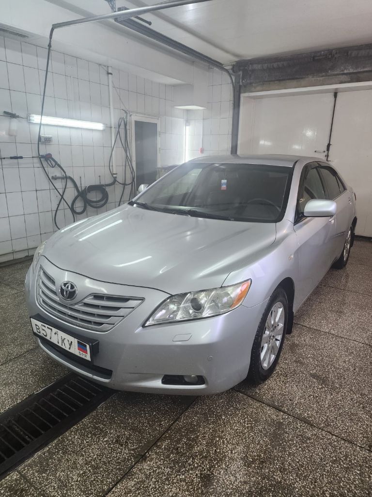 Toyota camry 40 2,4l (2007) - европейка.
В машине есть всё.
Кожаный салон.
Климат контроль 2-х зонный.
Круиз контроль.
Парктроники.
Датчики света и дождя.
Мультимедиа.
Машина не бита, проверка на любом сто
Цена 1 196 000 р, торг у машины
Fenix 333 60 98 - фотография - 7