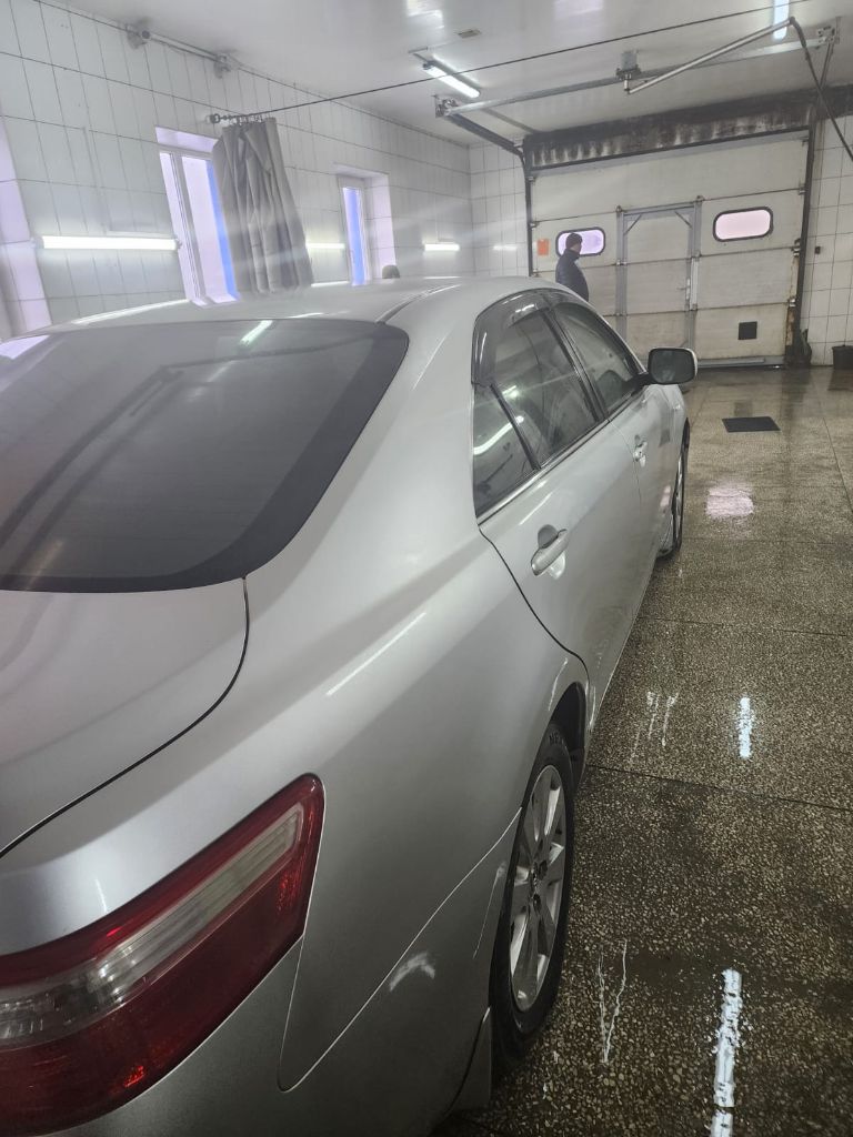Toyota camry 40 2,4l (2007) - европейка.
В машине есть всё.
Кожаный салон.
Климат контроль 2-х зонный.
Круиз контроль.
Парктроники.
Датчики света и дождя.
Мультимедиа.
Машина не бита, проверка на любом сто
Цена 1 196 000 р, торг у машины
Fenix 333 60 98 - фотография - 4