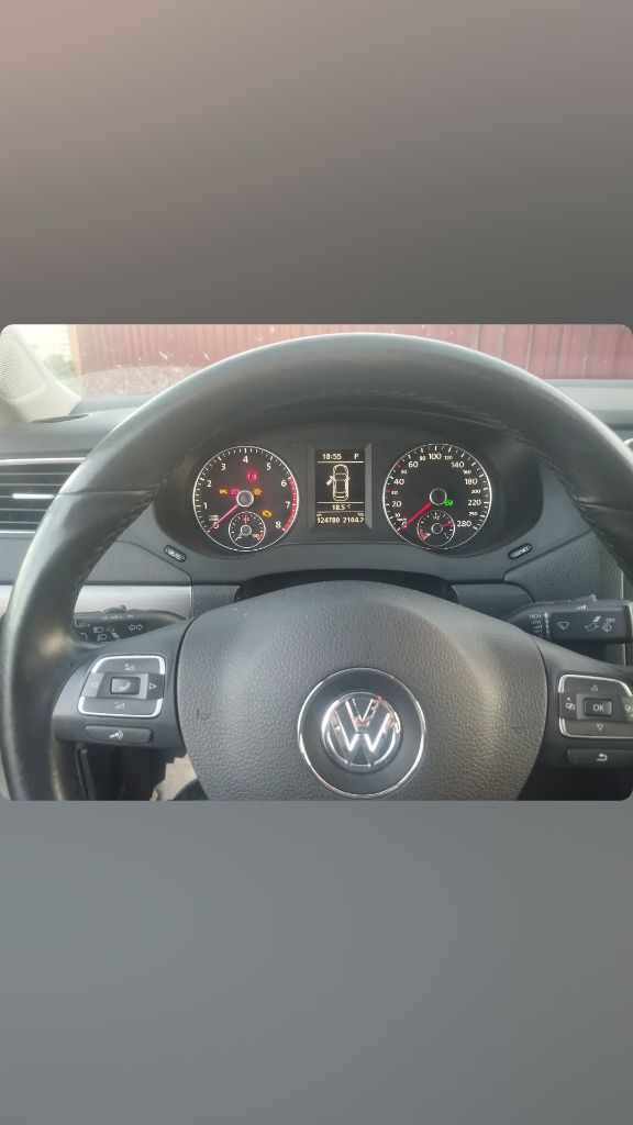 Продаю автомобиль volkswagen jetta в очень хорошем состоянии.
2 Ключа + резина зима лето.
Год 2012 ( вин по запросу)
Пробег 125.000 км
Мотор 1.4 tsi
Акпп 7 ступеней
Ходовая в отличном состоянии
Салон в идеале, подушки не открывались;
Комплектация джетты, двухзонный климат, подогрев сидений, лобового и зеркал. Парктроник перед и зад, мультируль, датчик света, датчик дождя, омыватель фар, кнопка старт стоп.
Кузов в отличном состоянии.
Полностью обслуженный автомобиль, сел поехал.
Ухоженный автомобиль
1.750.000 + Хороший торг у капота.
+79493510692 - фотография - 8
