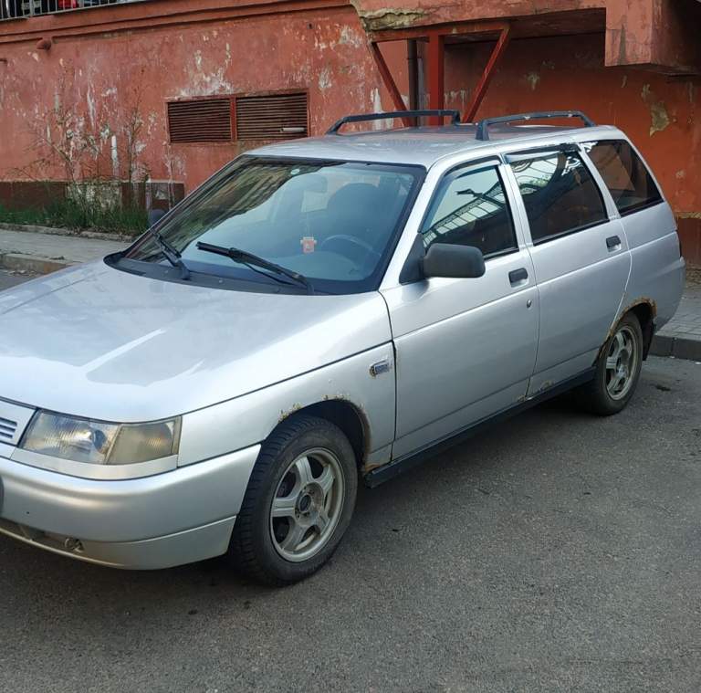 Продам ваз 2111.
Авто 2011 года выпуска.
Пробег 306 тыс км.
Объем двигателя 1.6 ( 16 клапанов )
Один владелец, покупалась в автосалоне донецка. Авто в удовлетворительном состоянии, требует кузовных работ. Из плюсов огромный багажник и маленький расход топлива 7.4 л на 100 км. Цена 220 т. Руб ( небольшой торг у капота) +79493945450 - фотография - 4