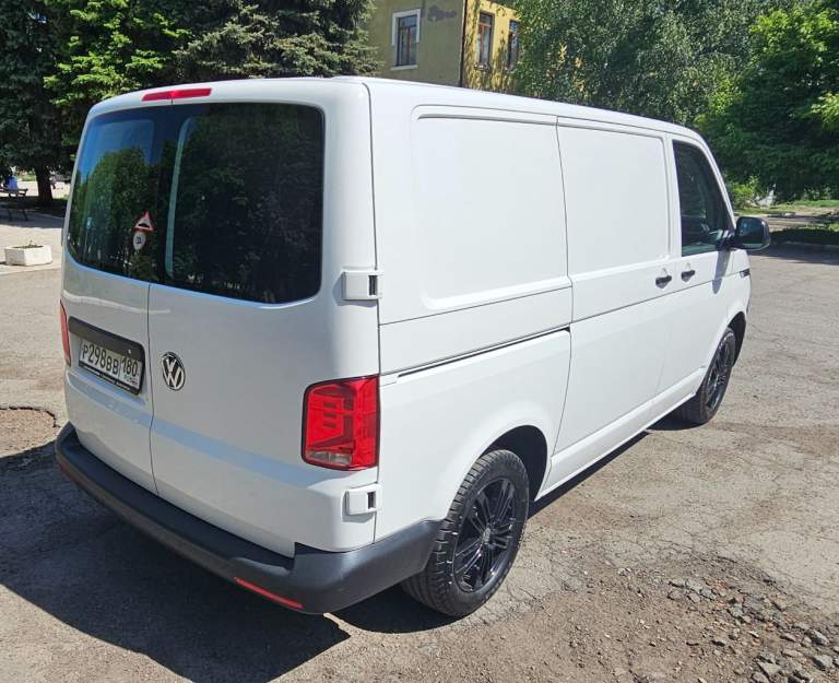 Продам микроавтобус volkswagen transporter t 6.1
Выпуск декабрь 2020 года белого цвета
2.0 Tdi
5 Ст. Мкпп
Пробег 185000 км.
Грузовой, резвый и экономичный, в отличном состоянии, в родной краске, новые амортизаторы и опоры, новый ремень грм и ролики, новая резина и диски, всё работает исправно. Кондиционер, парктроники перед, зад с отображением дистанции на дисплее, безпроводная зарядка, старт стоп, лэд оптика и т. П. Зимняя резина на штампах.
Цена 3870000 руб.
Макеевка
+79493784028 - фотография - 4