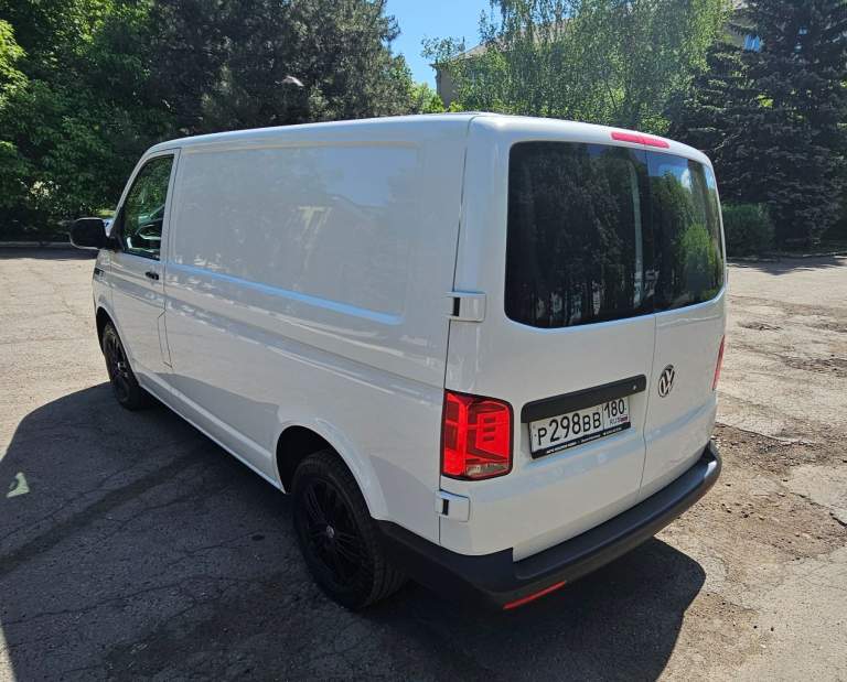 Продам микроавтобус volkswagen transporter t 6.1
Выпуск декабрь 2020 года белого цвета
2.0 Tdi
5 Ст. Мкпп
Пробег 185000 км.
Грузовой, резвый и экономичный, в отличном состоянии, в родной краске, новые амортизаторы и опоры, новый ремень грм и ролики, новая резина и диски, всё работает исправно. Кондиционер, парктроники перед, зад с отображением дистанции на дисплее, безпроводная зарядка, старт стоп, лэд оптика и т. П. Зимняя резина на штампах.
Цена 3870000 руб.
Макеевка
+79493784028 - фотография - 6