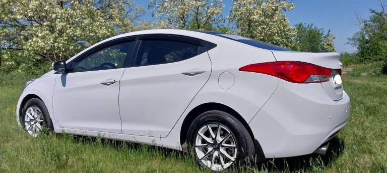 Продажа от собственника. Hyundai elantra 1,6 -2013г. Пробег 111 000 км. Чистая корея!
Трансмиссия-механика.
Зеленая автотека.
Установлено гбо евро -4 вписано в тех. Паспорт, оцинкована, обесшумлена, по тонирована (кроме передних боковых), сигнализация, камера заднего вида, броне пленка на порогах и дверных ручках, лампочки в фарах-линзованные диоды, магнитофон 2,1.
Abs, обогрев заднего стекла и зеркал, подогрев передних сидений, родные подушки безопасности, кондиционер.
Любые проверки на любом сто.
Не требует никаких вложений.
+7949-337-16-90 Владислав (днр, г. Донецк).
1 500 000 Р. - фотография - 6