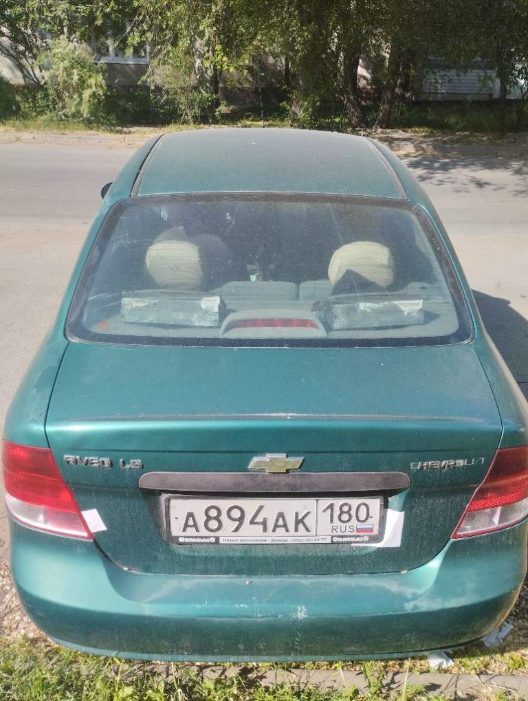 Продам chevrolet aveo 1.5 2004 г. Газ евро2. Не бита, не гнилая, на ходу, все включается, все работает, ездит жена, есть косяки по кузову (ничего критического). По документам я владелец, переоформление без проблем.
375000. Торг только у капота. +7 949 340 10 47 - фотография - 3