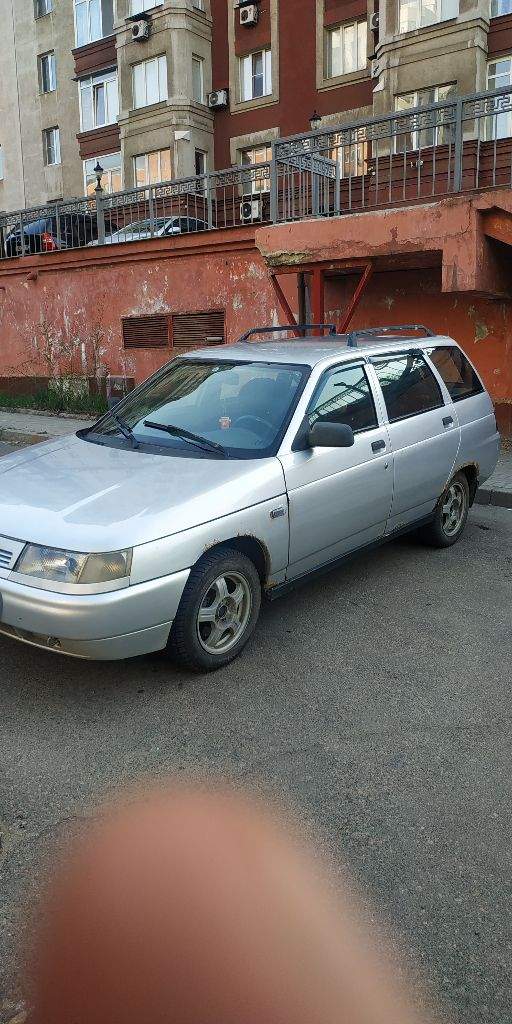 Продам ваз 2111, авто 2011 года выпуска, пробег 306 тыс км. Один владелец, покупалась в автосалоне донецка. Авто в удовлетворительном состоянии, требует кузовных работ. Из плюсов огромный багажник и маленький расход топлива 7.4 л на 100 км. Цена 200 т. Руб ( небольшой торг у капота) +79493945450 - фотография - 5