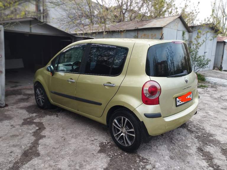Продам renault modus
Объем 1,6
Коробка автомат
Год 2005.
Пробег 182000
За авто не стыдно. Куплена была в донецке в салоне. За время пользования ни разу не подвела. В заводском окрасе. Кузов оцинкованный. Стекла все родные. Двигатель, коробка в норме. Газ/бензин. Климат контроль, сигнализации, два комплекта колес, задние сиденья трансформер для перевозки объемных грузов. Салон очень просторный. С запчастями проблем нет. Гаражное хранение. Продажа от собственника
Цена 580000+торг
+79494174381 - фотография - 1
