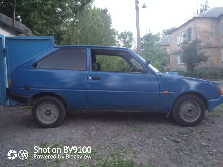 Продам таврию1102,в нормальном состоянии,1994года, стоит газ, документы норм, я хозяин, цена 70тысяч руб, возможен торг, донецк, пролетарский район, тел-+79493056628 - фотография - 1
