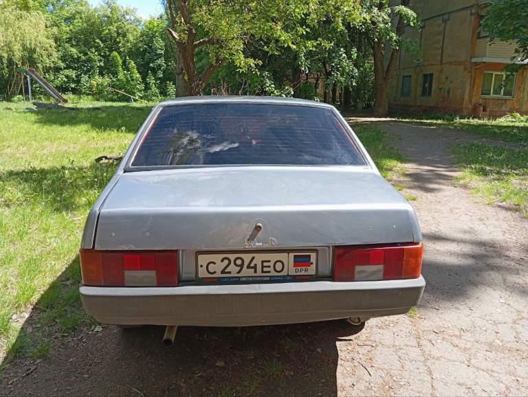 Горловка, продам ваз 21099 2006 года, двигатель инжектор 1.5 не дымит, масло не кушает, по коробке вопросов нет. В технической части все работает. Машинка на ходу каждый день! Кузов видно на фото, нужно заниматься. Учет днр продажа по тп на учет рф становится без проблем, цена 110 000р с торгом, вопросы по телефону +79494068574 - фотография - 1