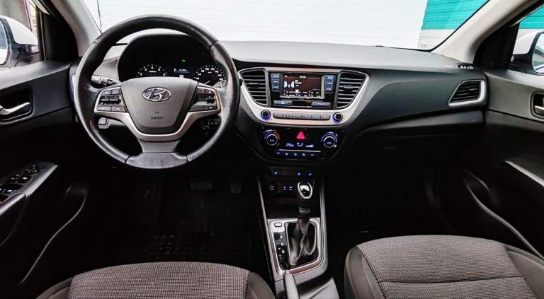 Hyundai solaris ll рестайлинг 2018г. 1.6 6ст автомат пробег родной 105000 км авто в отличном состоянии! Хорошая комплектация: климат-контроль 4 эсп, электрозеркала с подогревом, подогрев передних сидений, подогрев зоны дворников, руль с подогревом, парктроник, мультимедиа с блютуз, мультируль. Передние боковые стекла в атермальной плёнке, задние по госту. Ухоженный, чистый салон. По технической части, двс, акпп нареканий нет, кузов в родной краске, стёкла все родные. Авто полностью обслужено и не требует вложений. Продажа от собственника! Юридически чиста, без штрафов, арестов и каких-либо обременений!
Цена: 1500000р. Торг только у капота.
На все интересующие вопросы отвечу по телефону:
+79495856590 Whatsapp, telegram.
Осмотр в г. Донецк - фотография - 32