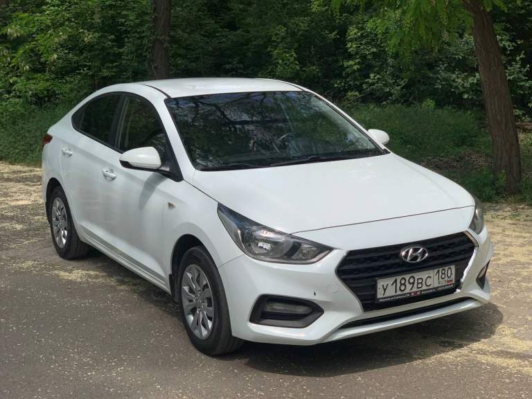 Hyundai solaris ll рестайлинг 2018г. 1.6 6ст автомат пробег родной 105000 км авто в отличном состоянии! Хорошая комплектация: климат-контроль 4 эсп, электрозеркала с подогревом, подогрев передних сидений, подогрев зоны дворников, руль с подогревом, парктроник, мультимедиа с блютуз, мультируль. Передние боковые стекла в атермальной плёнке, задние по госту. Ухоженный, чистый салон. По технической части, двс, акпп нареканий нет, кузов в родной краске, стёкла все родные. Авто полностью обслужено и не требует вложений. Продажа от собственника! Юридически чиста, без штрафов, арестов и каких-либо обременений!
Цена: 1500000р. Торг только у капота.
На все интересующие вопросы отвечу по телефону:
+79495856590 Whatsapp, telegram.
Осмотр в г. Донецк - фотография - 1