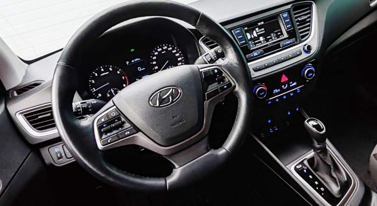 Hyundai solaris ll рестайлинг 2018г. 1.6 6ст автомат пробег родной 105000 км авто в отличном состоянии! Хорошая комплектация: климат-контроль 4 эсп, электрозеркала с подогревом, подогрев передних сидений, подогрев зоны дворников, руль с подогревом, парктроник, мультимедиа с блютуз, мультируль. Передние боковые стекла в атермальной плёнке, задние по госту. Ухоженный, чистый салон. По технической части, двс, акпп нареканий нет, кузов в родной краске, стёкла все родные. Авто полностью обслужено и не требует вложений. Продажа от собственника! Юридически чиста, без штрафов, арестов и каких-либо обременений!
Цена: 1500000р. Торг только у капота.
На все интересующие вопросы отвечу по телефону:
+79495856590 Whatsapp, telegram.
Осмотр в г. Донецк - фотография - 31