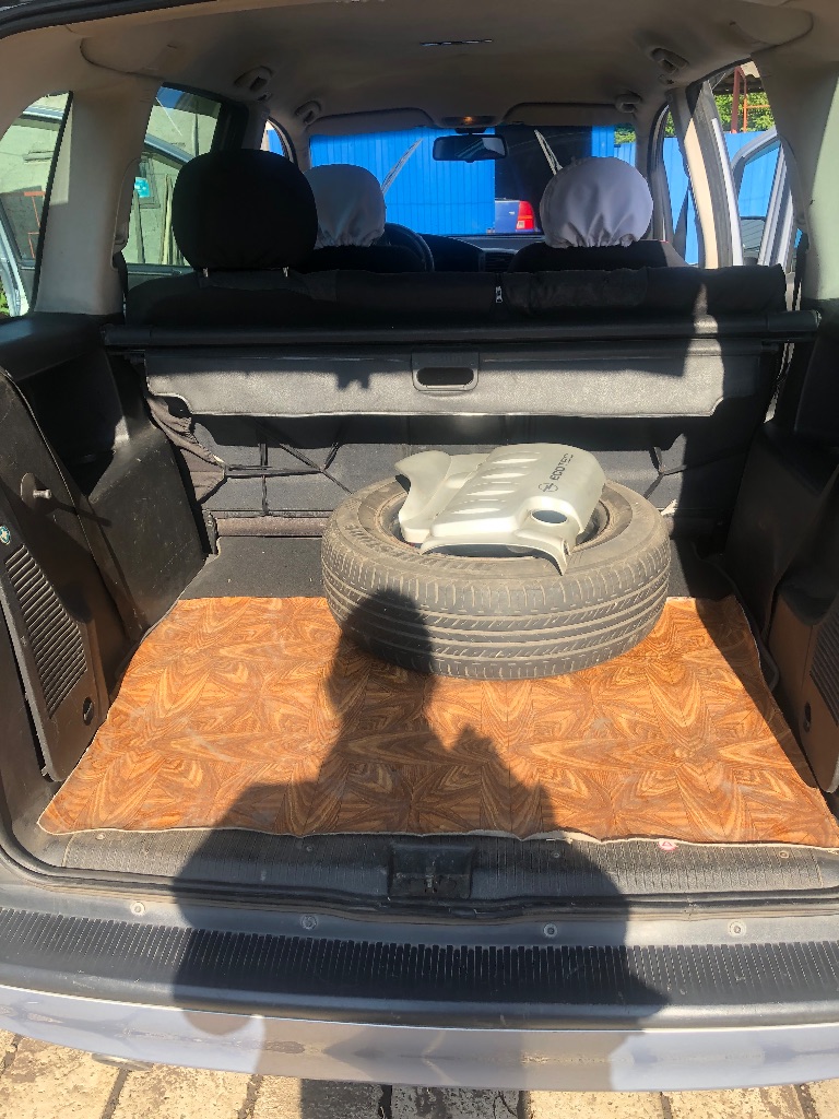 Продам opel zafira, 2001 год в снежном. Пробег 280 000 км, газ/бензин, двигатель 1,8 л. Цена-450 000 ₽. Обращаться по телефону:+7 949 322-60-14 - фотография - 7