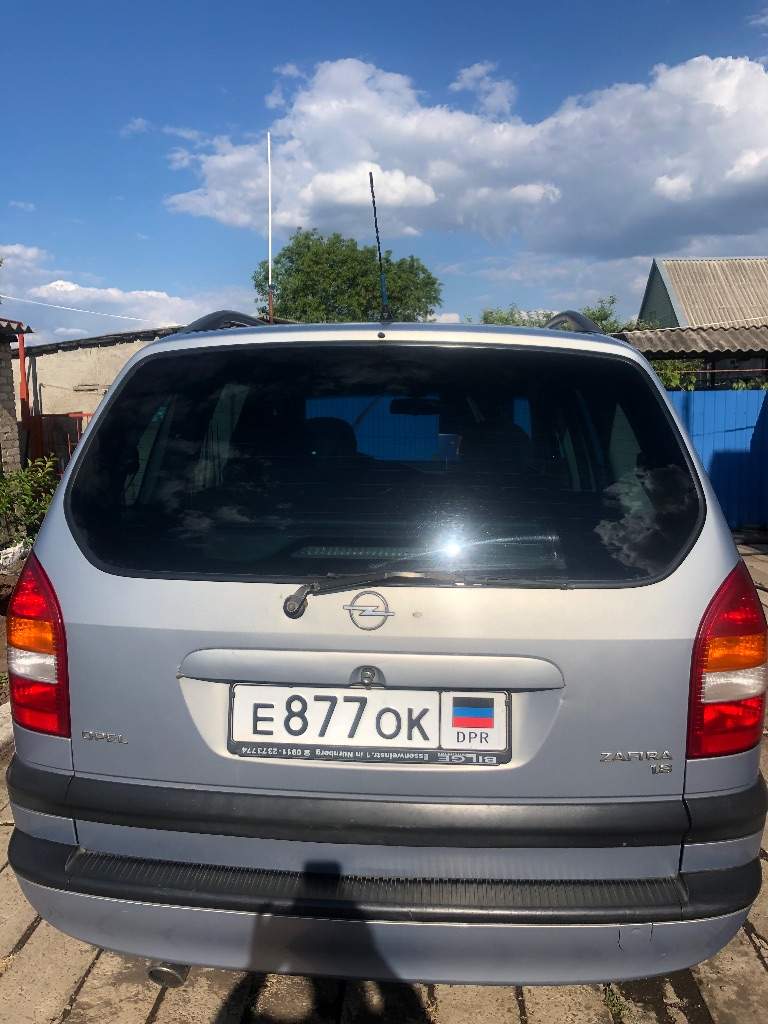 Продам opel zafira, 2001 год в снежном. Пробег 280 000 км, газ/бензин, двигатель 1,8 л. Цена-450 000 ₽. Обращаться по телефону:+7 949 322-60-14 - фотография - 2