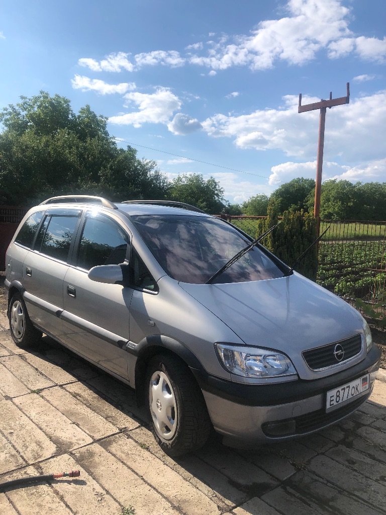 Продам opel zafira, 2001 год в снежном. Пробег 280 000 км, газ/бензин, двигатель 1,8 л. Цена-450 000 ₽. Обращаться по телефону:+7 949 322-60-14 - фотография - 4